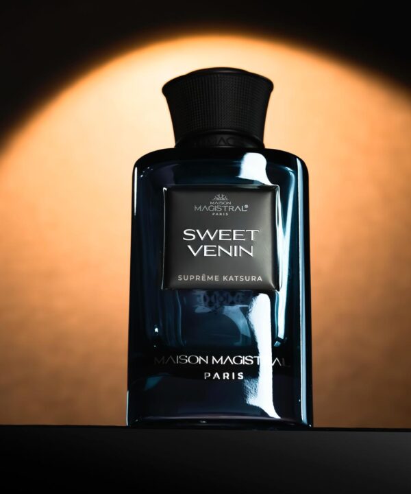 Alternative view of Sweet venin